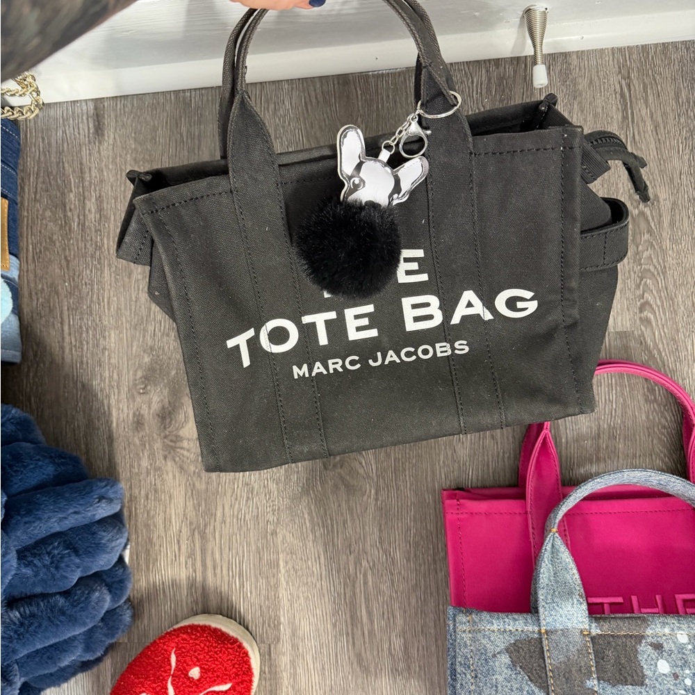 Marc Jacobs black medium tote bag